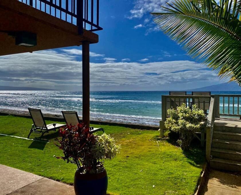 Appartement Oceanfront With Aircon-Hear The Waves-Amazing Views-Wifi à Lahaina Extérieur photo